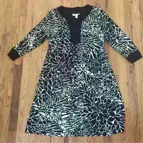 Coldwater Creek Dress Size M Black White Pullover Flowy Career Graduation - Picture 8 of 8